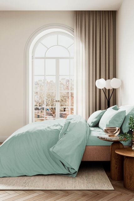 1951 'Luxury 400 Thread Count' Cotton Sateen Duvet Cover Set in Green - Size: Double - image 1