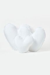 Homescapes Super Microfibre Heart Shaped Cushion Pad - Cushion Filler & Inserts in White - Size: 30 cm x 30 cm - thumbnail 6