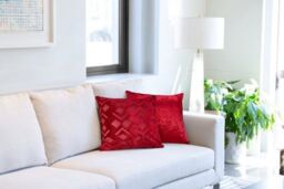 New Edge Blinds Barcelona Cushion Cover in Red - Size: 43 cm x 43 cm - thumbnail 2