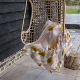 Benjamin Tate Design Pastel Rose & Gold Autumn Blanket in Natural - Size: 120 cm x 150 cm - thumbnail 4