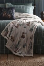 Dreams & Drapes 'Bear Walks' Soft Fleece With Sherpa Reverse Throw in Natural - Size: 150 cm × 200 cm