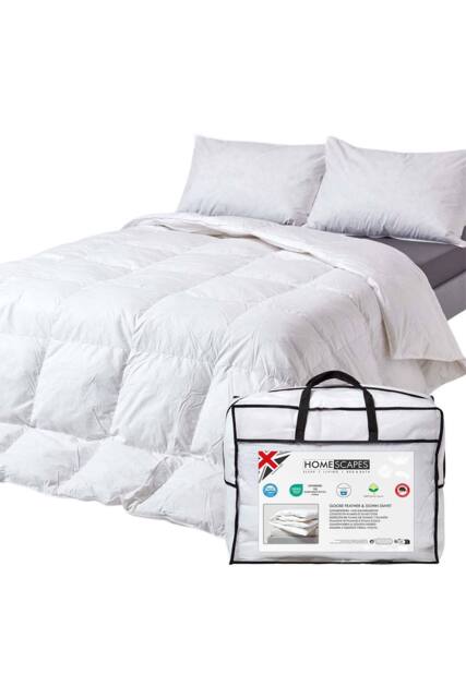 Homescapes Goose Feather & Down 2.5 Tog Summer Duvet in White - Size: Single - image 1