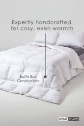 Homescapes Goose Feather & Down 2.5 Tog Summer Duvet in White - Size: Single - thumbnail 6