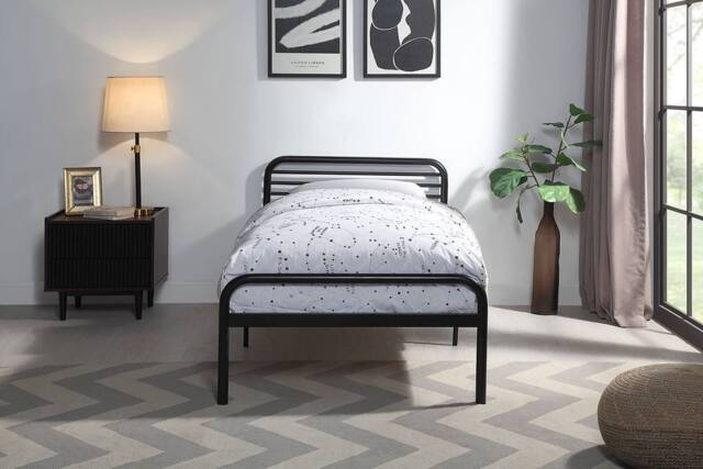 Crazy Price Beds Ltd Hythe Low Rise Black Metal Bed - Size: Single