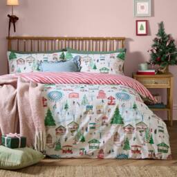 Furn Winter Wonderland Reversible Christmas Duvet Cover Set in Green - Size: Double