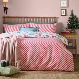 Furn Winter Wonderland Reversible Christmas Duvet Cover Set in Green - Size: Double - thumbnail 2
