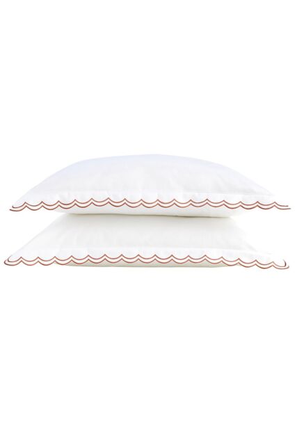 CHRISTY Scallop Edge Cotton Sateen Oxford Pillowcases in Red - image 1
