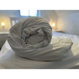 Clifton Microfibre Duvet - 13.5 Tog in White - Size: King - thumbnail 2