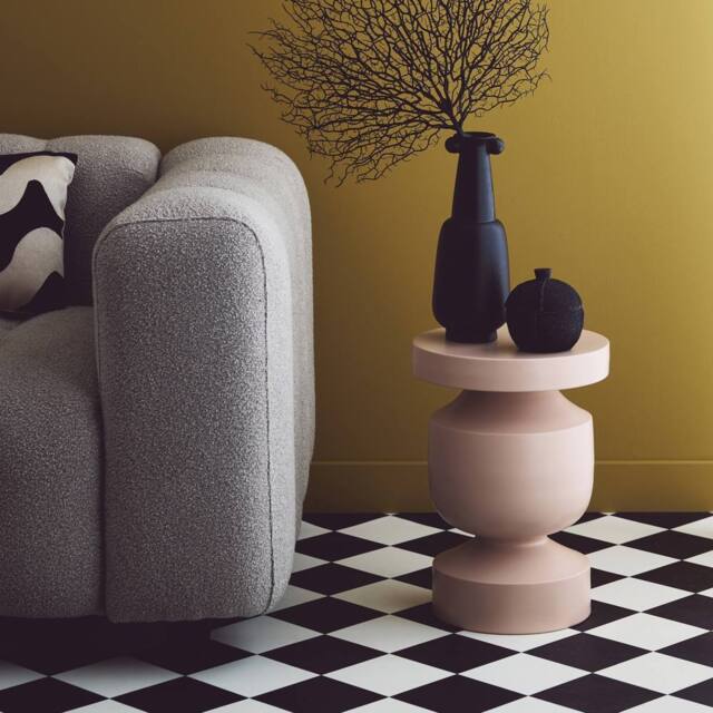 sweeek Metal side table in Pink - image 1
