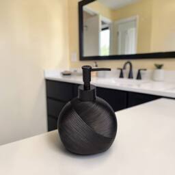 Showerdrape Ripple Textured 4 Piece Bathroom Accessory Set in Black - thumbnail 3