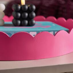 OHS Scallop Edge Round Storage Tray Plastic Decorative Organiser in Bright Pink - thumbnail 2