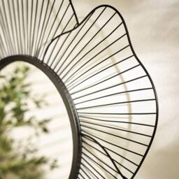 FurnitureboxUK Flora Medium Round Flower Frame 80cm Garden Mirror in Black - thumbnail 3