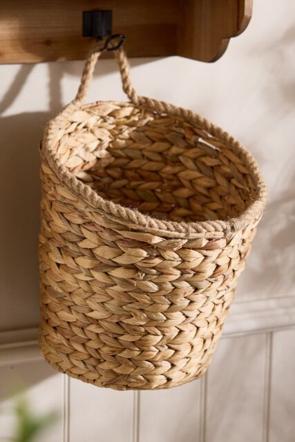 Dibor Natural Woven Water Hyacinth Large Wall Basket with Rope Detailin H29 x D22cm - image 1