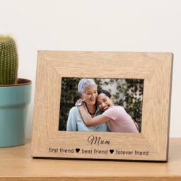Uniqueful Women's Personalised First Friend Wood Picture Frame 7x5 Mothers Day Mum in Brown - thumbnail 1