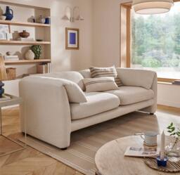 The Great Sofa Company Mabel 3-Seater Boucle Sofa in Cream - Size: 3 Seater - thumbnail 3