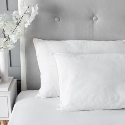 Snug City Microfibre Soft Pillow Pair Hollowfibre Filling Soft Non Allergenic Cover in White - thumbnail 4