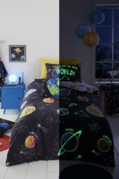 Bedlam 'Outer Space' Glow in the Dark Duvet Cover Set in Black - Size: Single - thumbnail 1