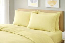 Homes-Linen Plain Dyed Polycotton Duvet Cover Set with Pillowcases in Lemon - Size: Single - thumbnail 2
