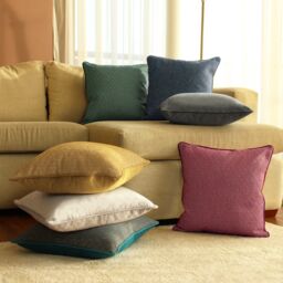 Paoletti Blenheim Geometric Cushion in Purple - Size: 45 cm x 45 cm - thumbnail 4