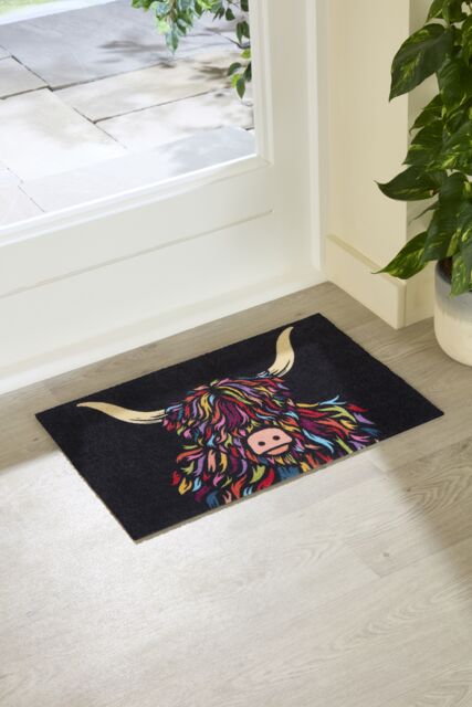 Artsy Mats Highland Cow Indoor Washable Doormat in Black - Size: 40 cm x 60 cm - image 1