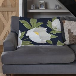 Benjamin Tate Design Winter Rose Blanket in Natural - Size: 120 cm x 150 cm - thumbnail 2