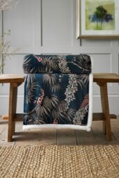 Deyongs Luxury Soft Cosy Warm Fleece Sherpa Large Throw Peacock Blue - Size: 140 cm x 180 cm - thumbnail 1