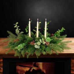Marco Paul Luxury Candle Holder with Artificial Garland in Green - thumbnail 8