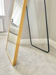 Downton Interiors Stunning Gold Arched Metal Frame LED Wall or Floor Standing Dressing Mirror 145cm x 45cm - Soho Collection - Size: XL - thumbnail 6