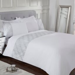 Smart Living 3D Geo Luxury Lurex Jacquard Cuff Panel Duvet Cover With Pillowcases in White - Size: Super King - thumbnail 1