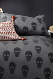 The Linen Yard Skulls Tufted 100% Cotton Duvet Cover Set in Charcoal - Size: Double - thumbnail 3