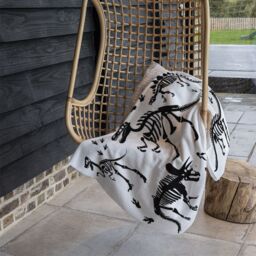 Benjamin Tate Design Stylish Dinosaur Silhouettes Designer Blanket in Natural - Size: 120 cm x 150 cm - thumbnail 3