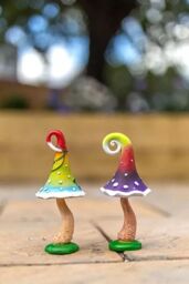 Marco Paul Set of 2 Bright Toadstool Mushroom Resin Garden Ornaments 20cm - thumbnail 2