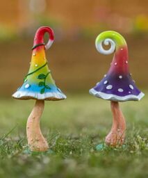 Marco Paul Set of 2 Bright Toadstool Mushroom Resin Garden Ornaments 20cm - thumbnail 3
