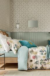 Sanderson 'Paradesia' Cotton Sateen Square Pillowcase in Cream - thumbnail 4