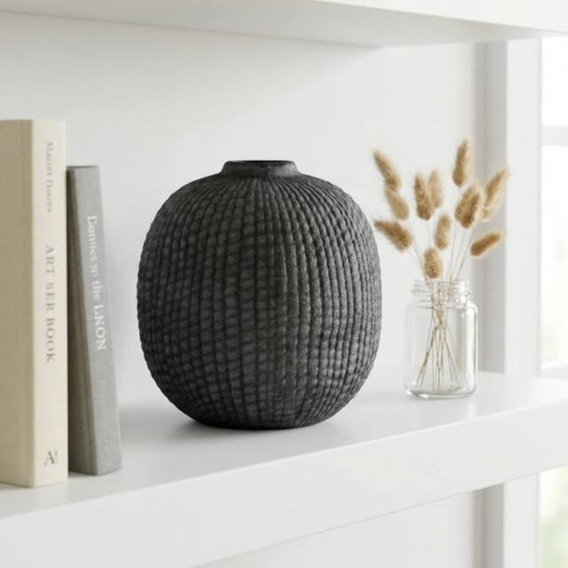 Garden Greatness Small Scandi Dot Urban Vase - Size: 1 Pack - image 1
