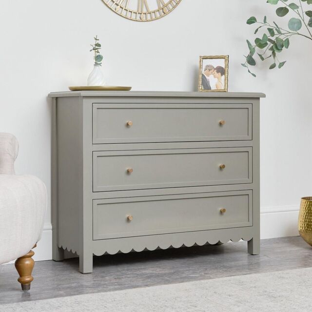 Large Scalloped 3 Drawer Chest Of Drawers - Staunton Taupe Range