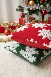 Living and Home 2Pcs Christmas Theme Decorative Throw Pillows - Size: 45 cm x 45 cm - thumbnail 4