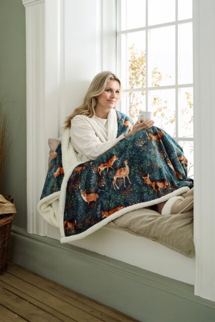Deyongs Fox & Deer Heated Sherpa Throw - 140x180cm, 10 Temperature Settings, Electric Blanket with Sherpa - 1846 in Teal - Size: 140 cm x 180 cm - image 1