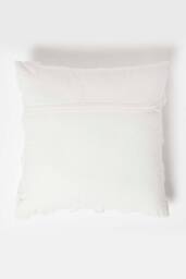 Homescapes Geometric Diamond Tufted Cotton Cushion in White - Size: 45 cm x 45 cm - thumbnail 3
