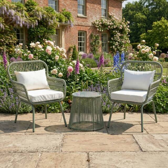 Rosewood & Stone Home Stourhead - 3 Piece Patio Set in Cream on Green - image 1