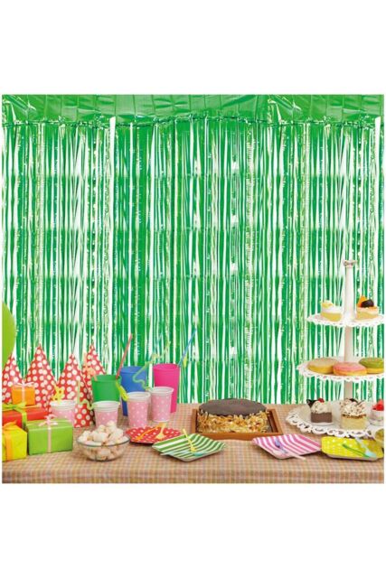 Netagon Metallic Tinsel Curtain 2.5M x 1M Green - image 1