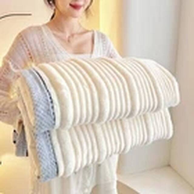 Havendro Double - (150cm x 200cm) White Soft Fleece Throws Chunky Cord Blanket - Size: 150 cm x 200 cm