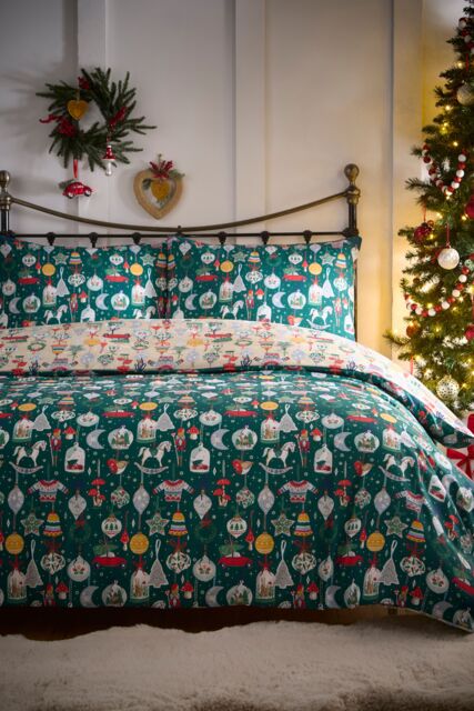 Fusion 'Christmas Ornaments' Festive Print Duvet Cover Set in Green - Size: King - image 1