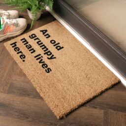 Artsy Mats Grumpy Man Lives Here Doormat - Regular 60x40cm in Black - Size: 40 cm x 60 cm - thumbnail 3