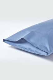 Homescapes Egyptian Cotton Housewife Pillowcase 1000 TC in Blue - thumbnail 3