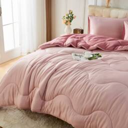 GAVENO CAVAILIA Coverless Microfiber Duvet in Pink - Size: King - thumbnail 3