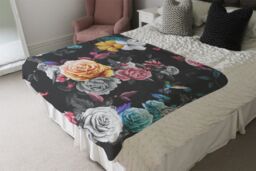 Benjamin Tate Design Humming Bird Roses Peony With Leaves Blanket in Natural - Size: 120 cm x 150 cm - thumbnail 3