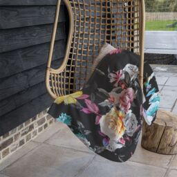 Benjamin Tate Design Humming Bird Roses Peony With Leaves Blanket in Natural - Size: 120 cm x 150 cm - thumbnail 4