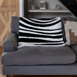 Benjamin Tate Design Zebra Stripes Print Blanket in Natural - Size: 120 cm x 150 cm - thumbnail 2