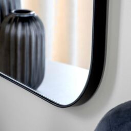 Yearn Mirrors Minimal Curved Mirror Black 90x60cm - Size: 90x60 cm - thumbnail 3